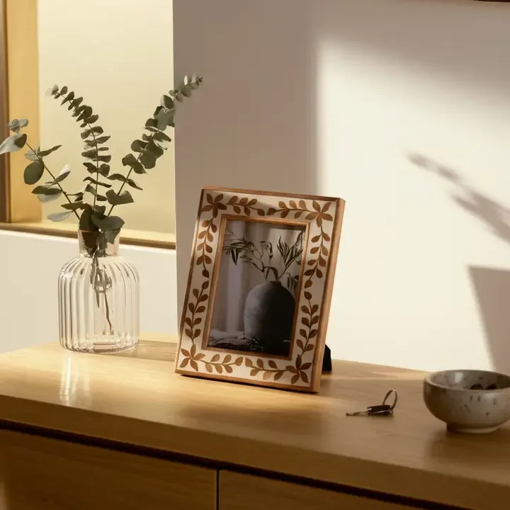 Wood Etched Leaf Vine 5x7 Frame