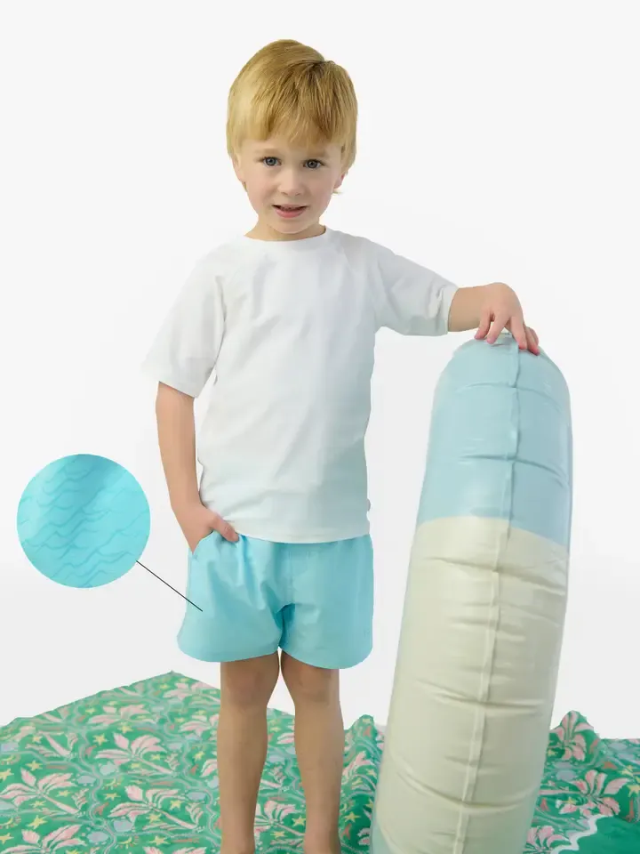 BC Blue Breeze Color Changing Trunks