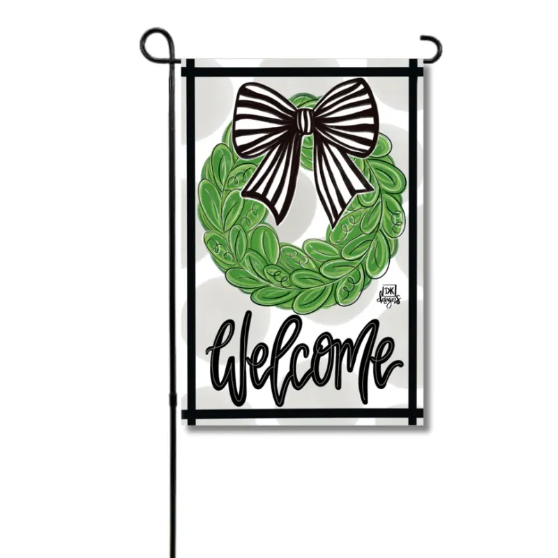 Black &amp; White Bow Wreath Glam