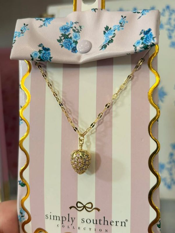 RM Simply Southern Necklace Strawberry