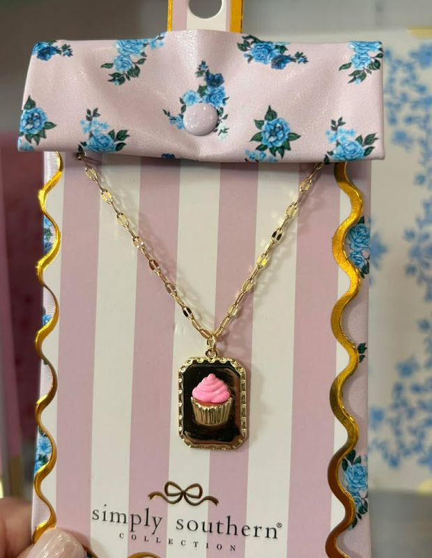 RM Simply Southern Necklace Cupcake