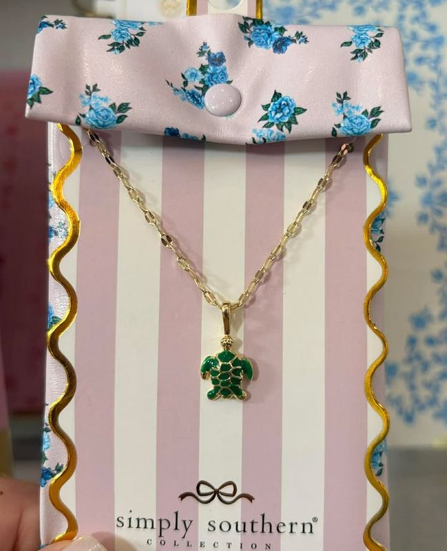 RM Simply Southern Necklace Turtle
