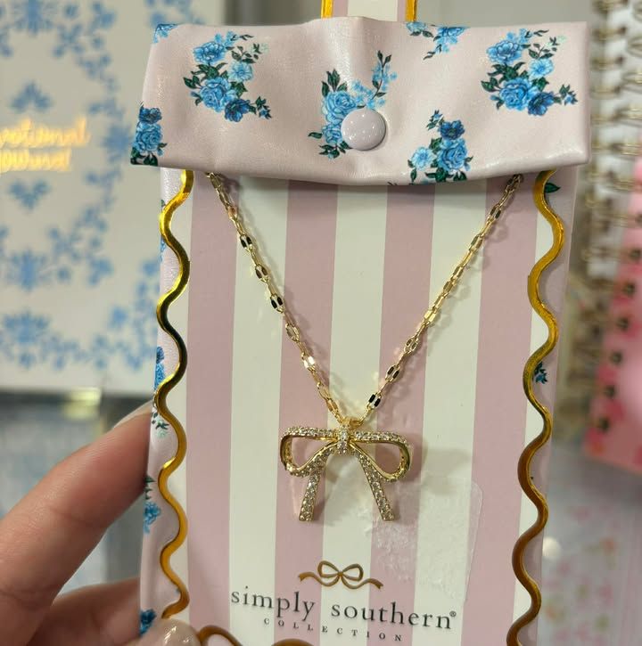 RM Simply Southern Necklace Bow