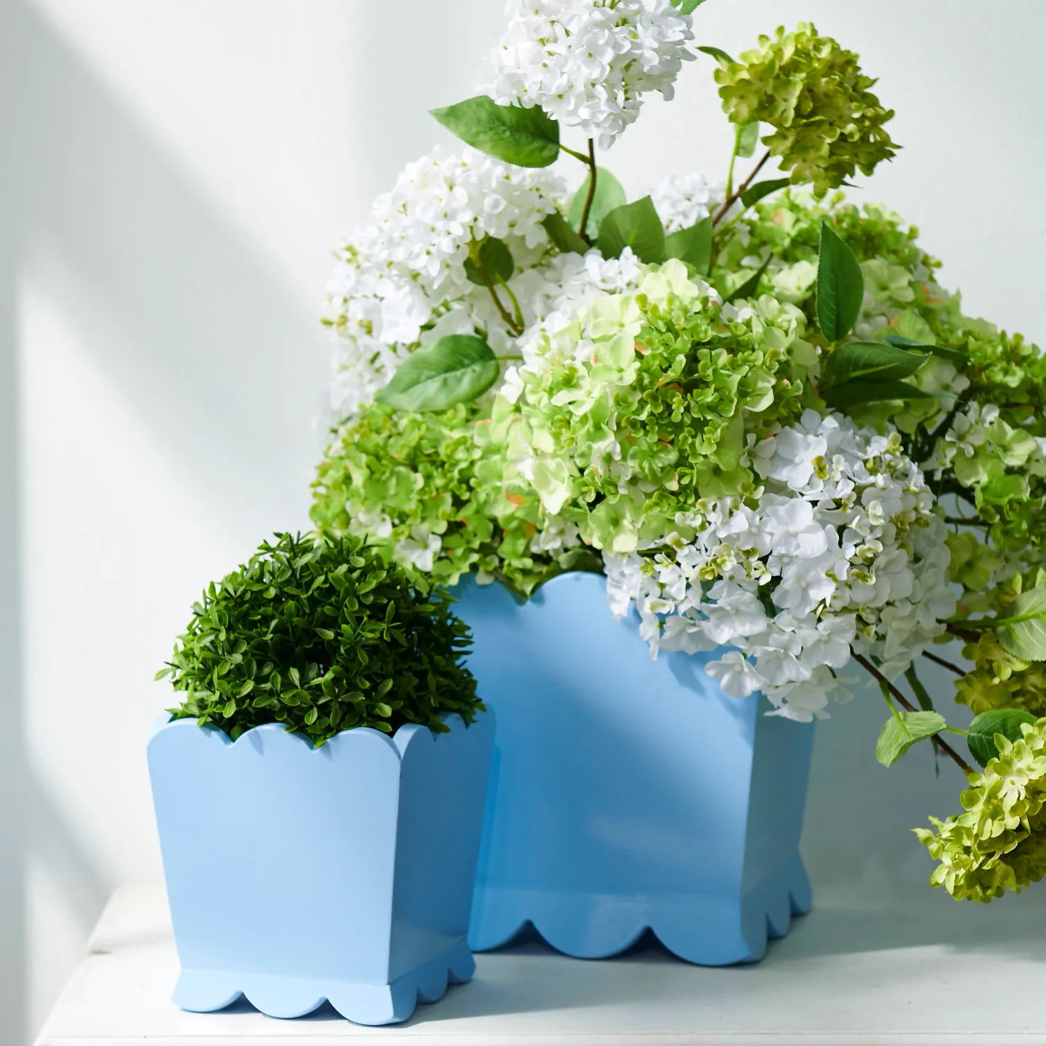 Blue Scalloped Planter Md