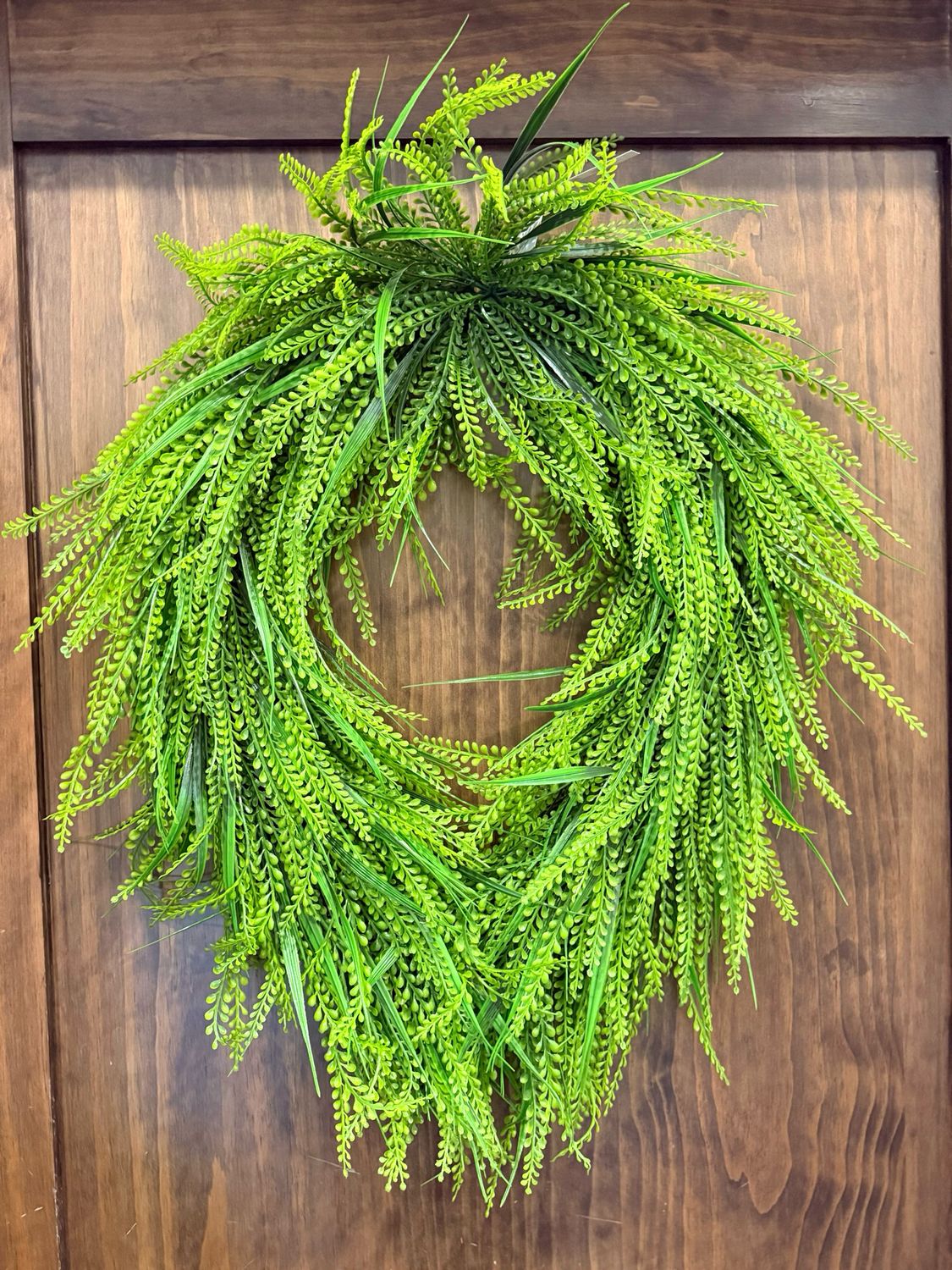 VG Bead Grass/Blade Oval Wreath 26"