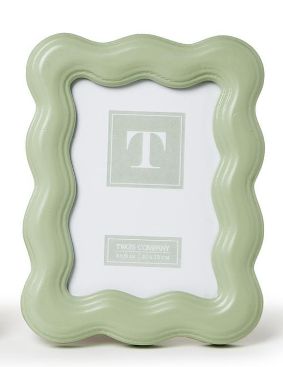 VG Green 4x6 Wavy Wood Frame