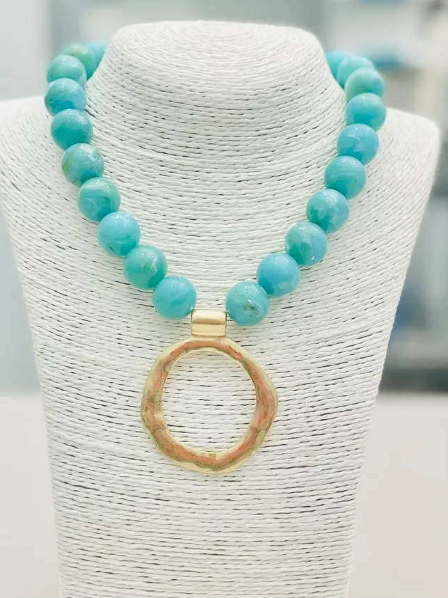 VG Pendant Turquoise Necklace