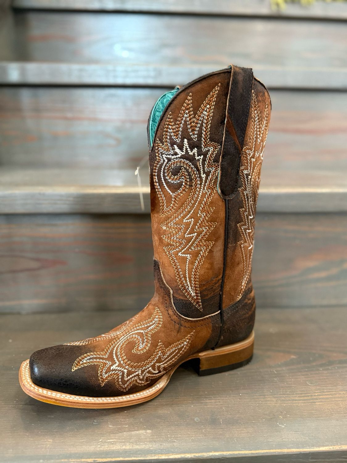 Z5442 LD Brown Flames Sq Toe