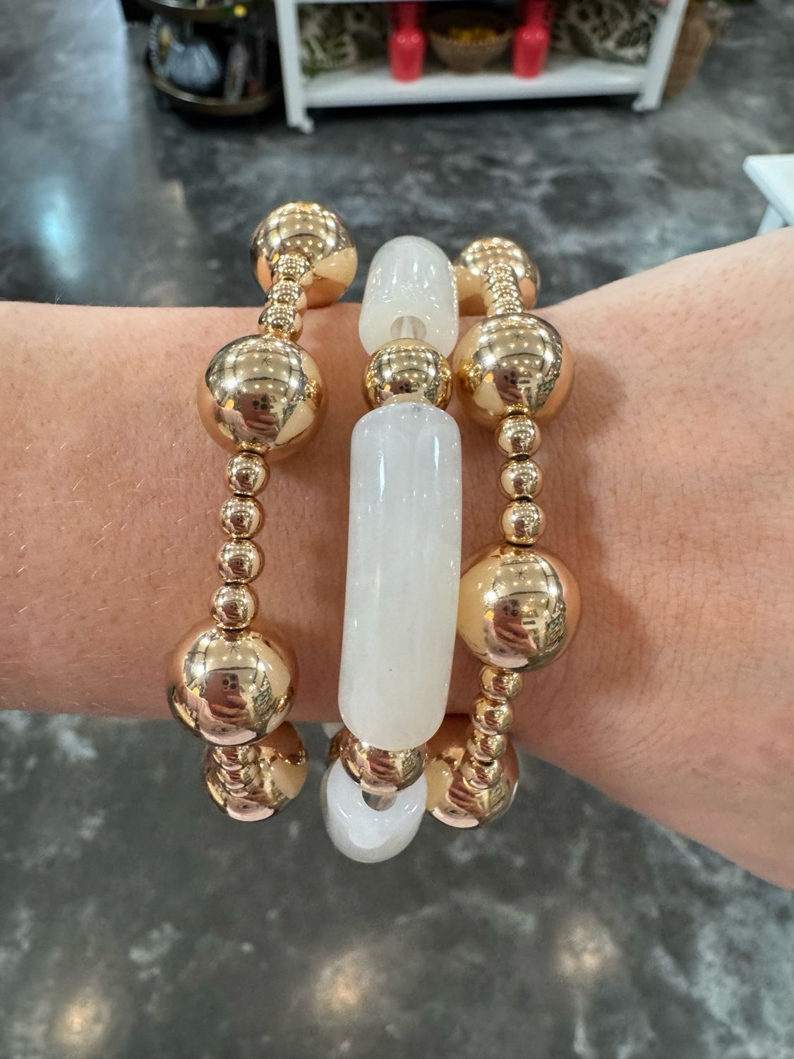 VG Gold/White Stretch Bracelet