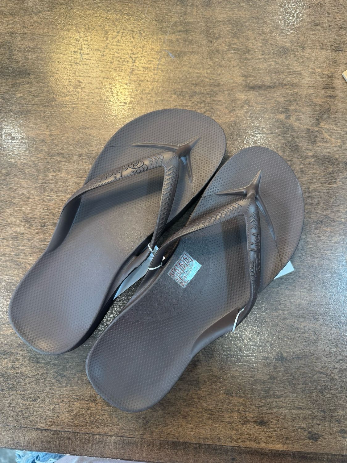 VG Archies-Chocolate Brown