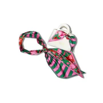 VG Tulip Trail Accessory Scarf-Green