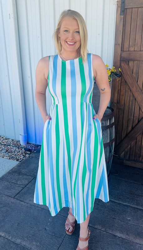 Blue Sky &amp; Green Field Midi