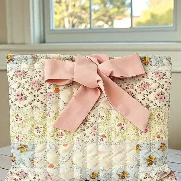 Sarah Patchwork Print Bible Cover