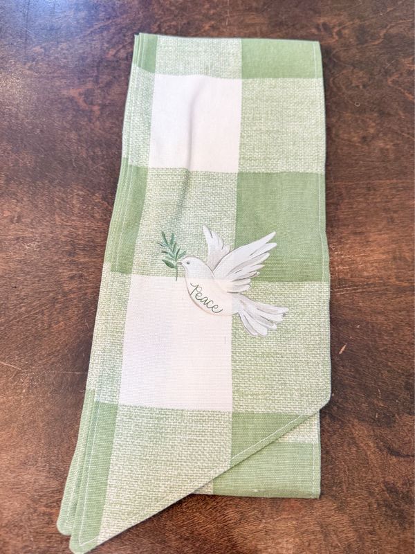 VG Haley's Peace Dove Wreath Sash