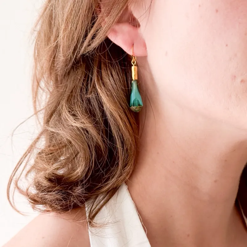 VG Czech Teardrop Earring Turquoise