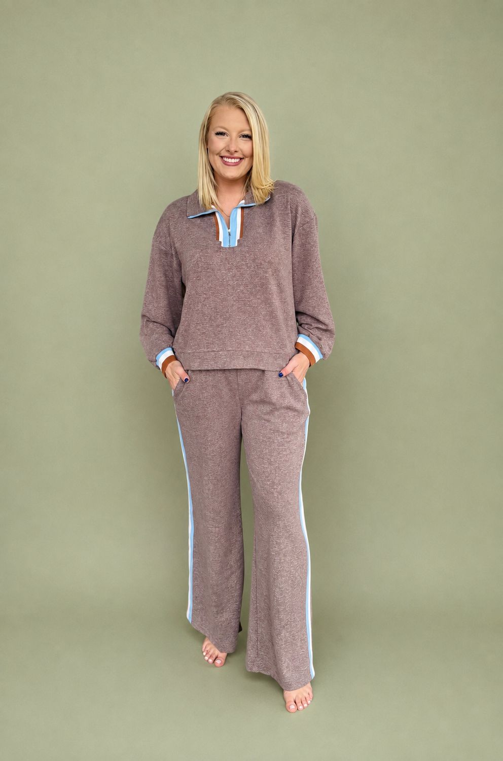 Tawny Oaks Top