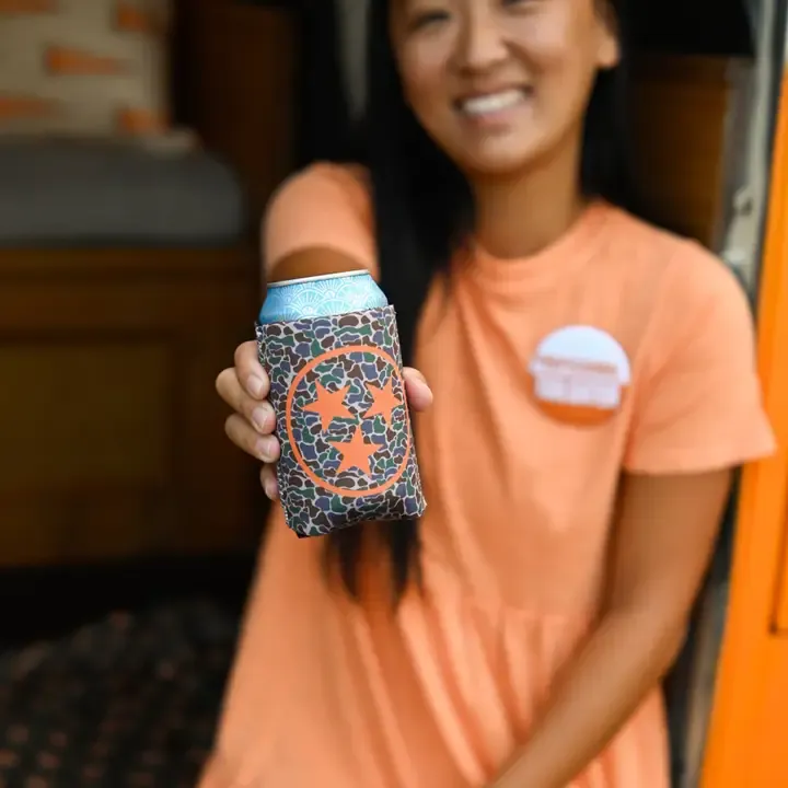 VG Camo Tri Star Can Cooler