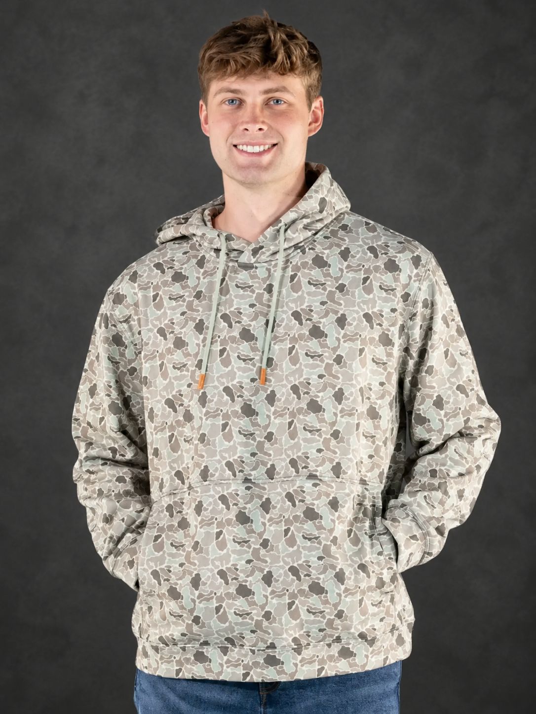 VG William Hoodie