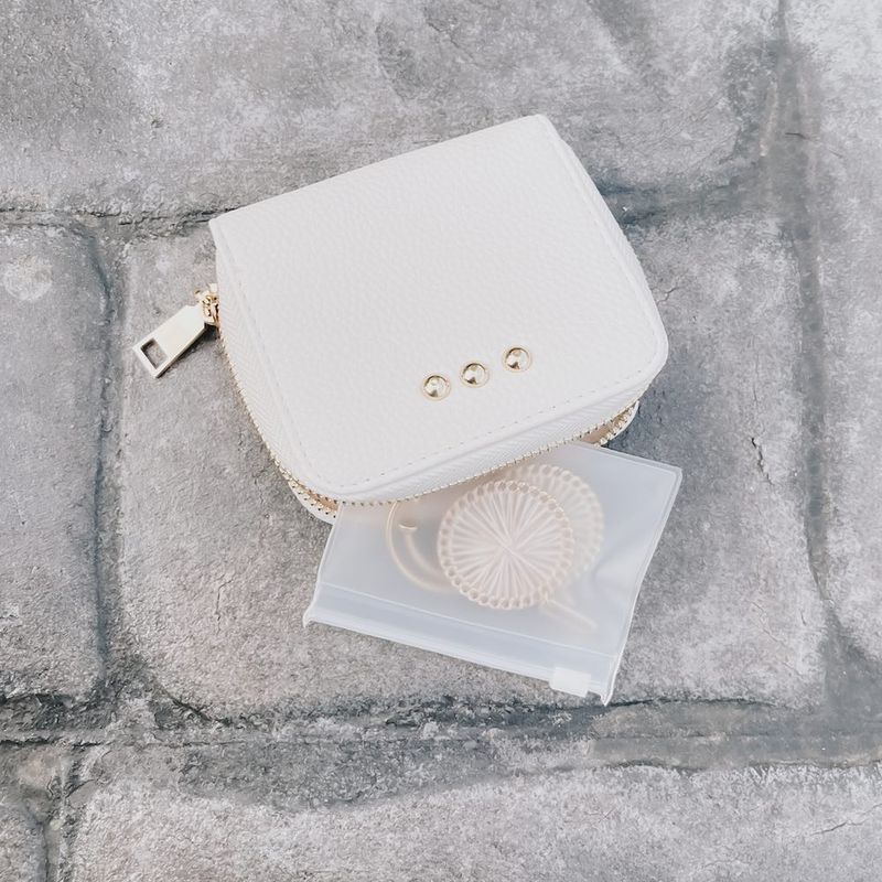 RM Cream Wanderer Poutch Travel Organizer