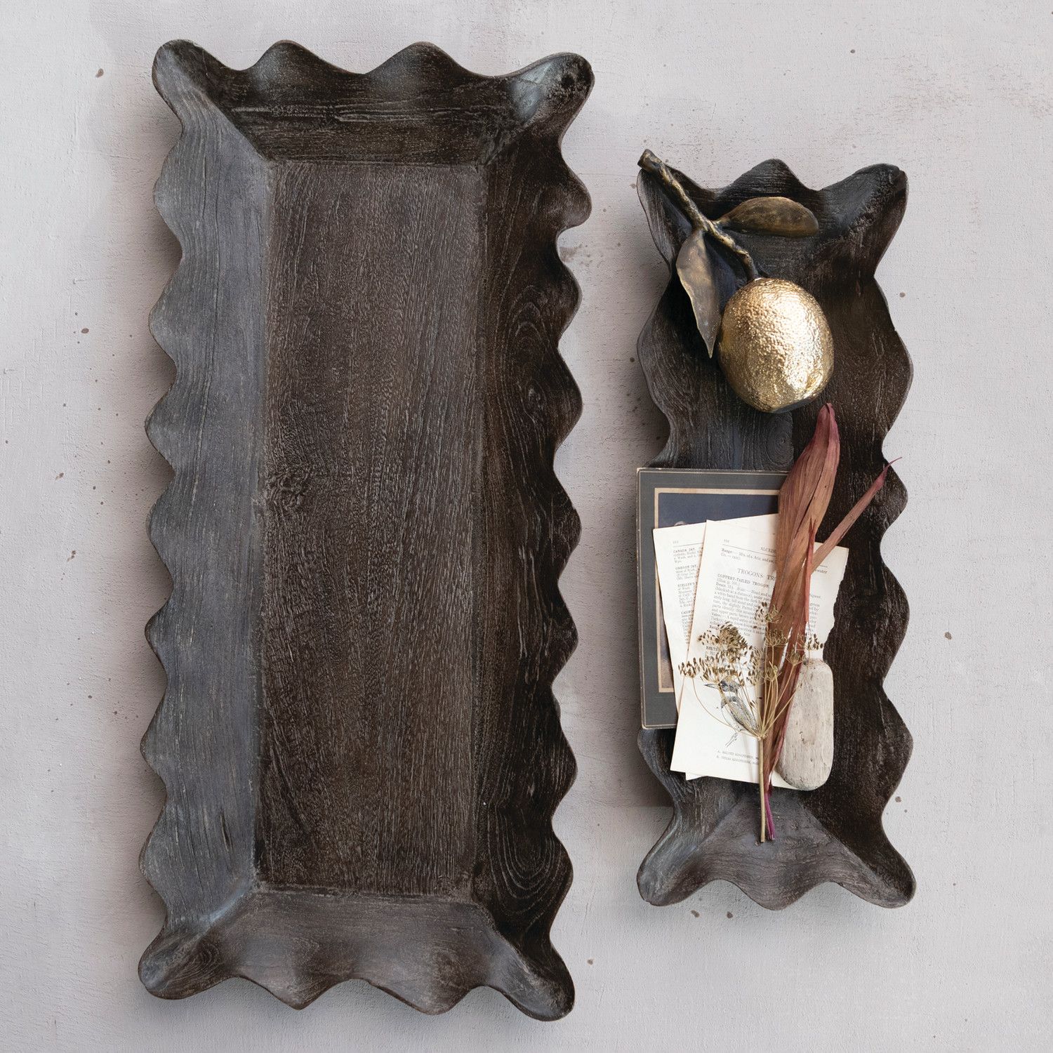 DG2596-Sm Mango Wood Scalloped Tray