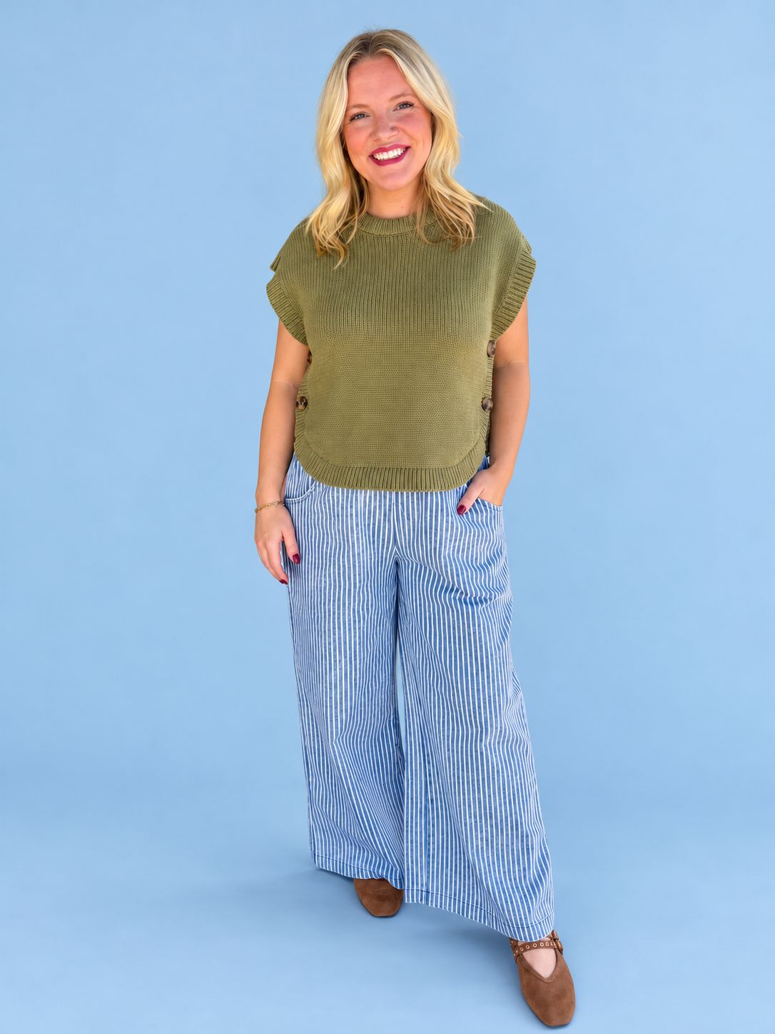 Everyday Essential Sweater Vest Top-Olive