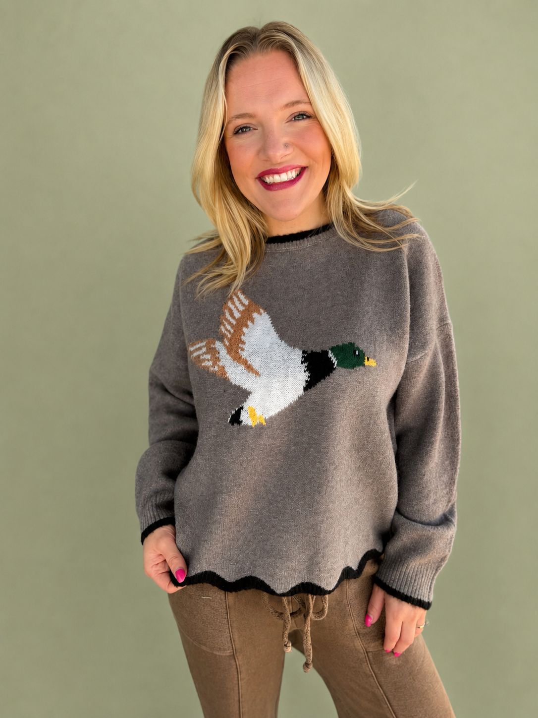 VG Free As A Bird Duck Sweater