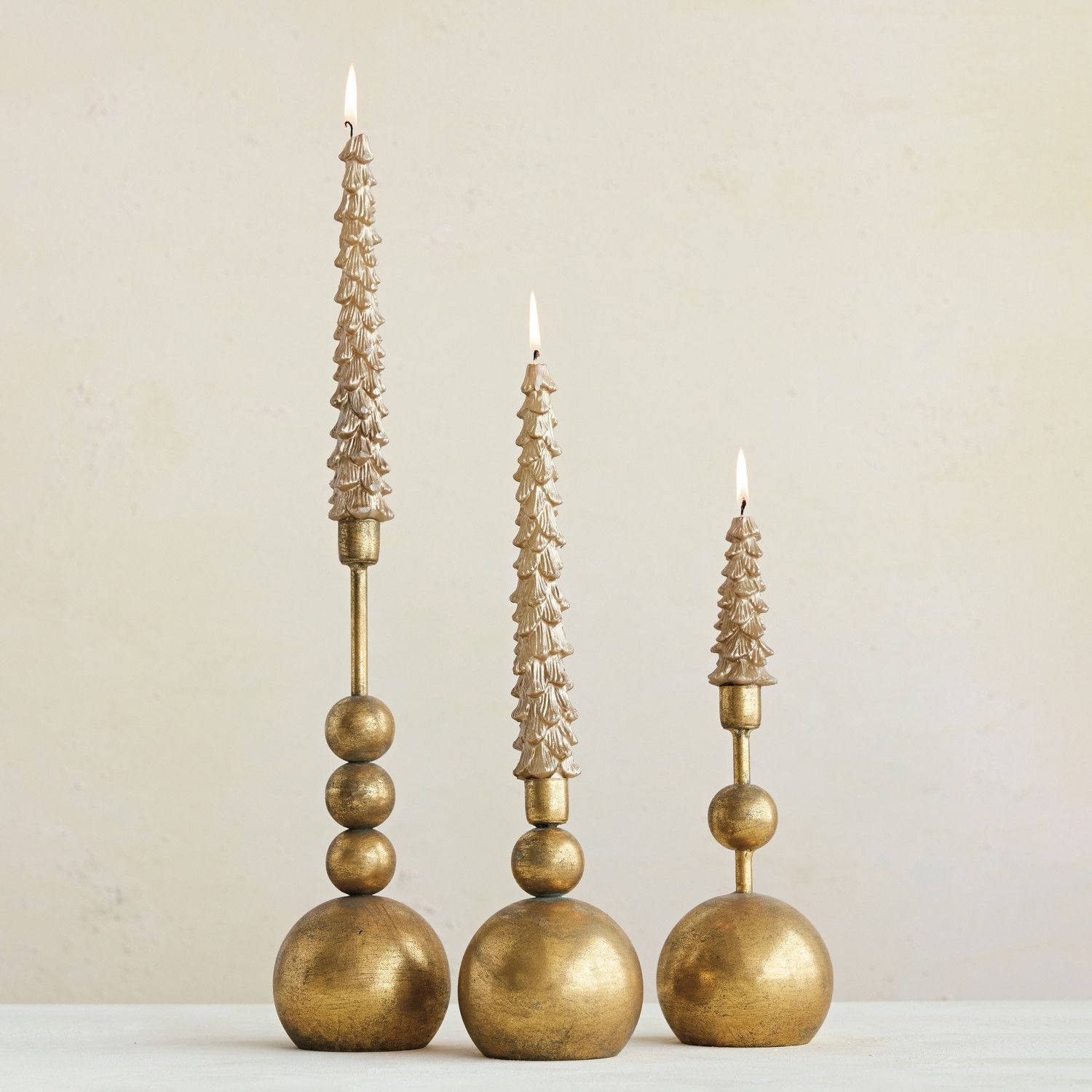 XT0200-Large Antique Gold Metal Taper Holder