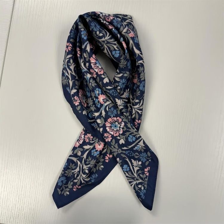 Ashdown Abbey Drew Scarf