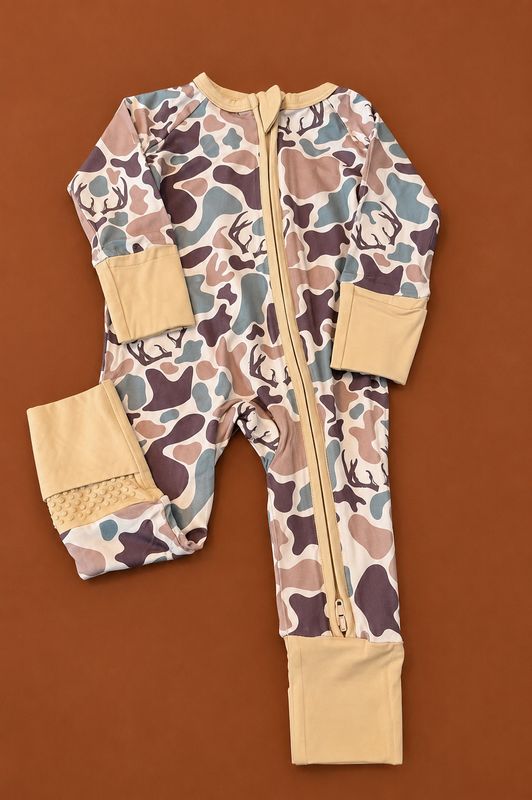 CH Woodland Camo Zippy
