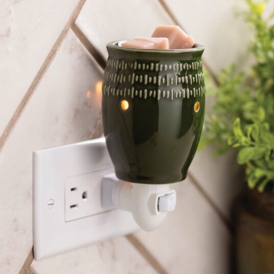 Green Etched Pluggable Fragrance Warmer