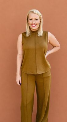The Lilith Top-Martini Olive