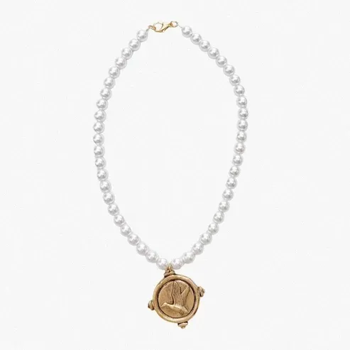 Classic Pearl Signature Duck Necklace
