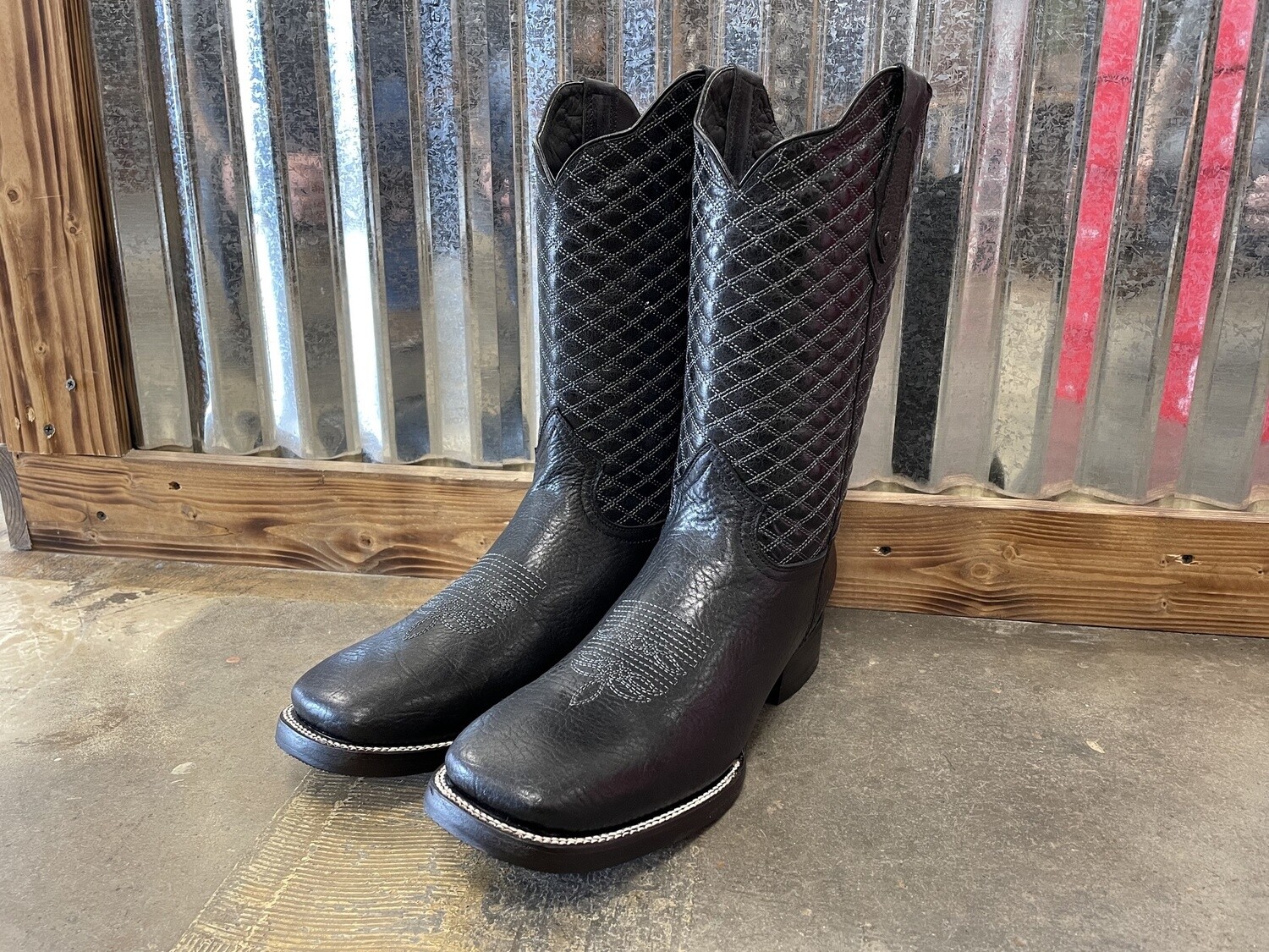 JB540 BULL'S NECK BLK BOOTS