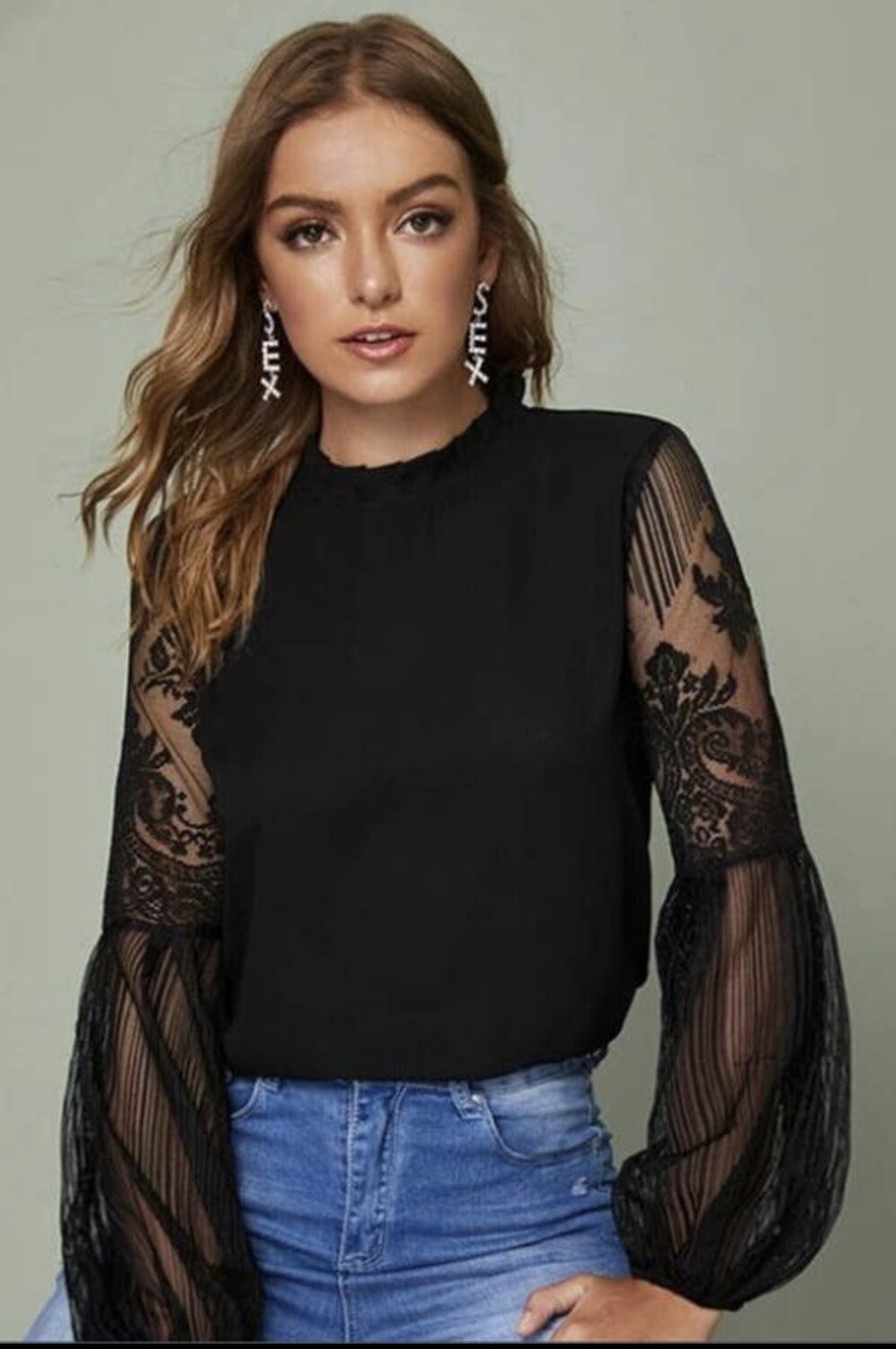 SWEET LACE SPLICING LONG SLEEVE BLOUSE