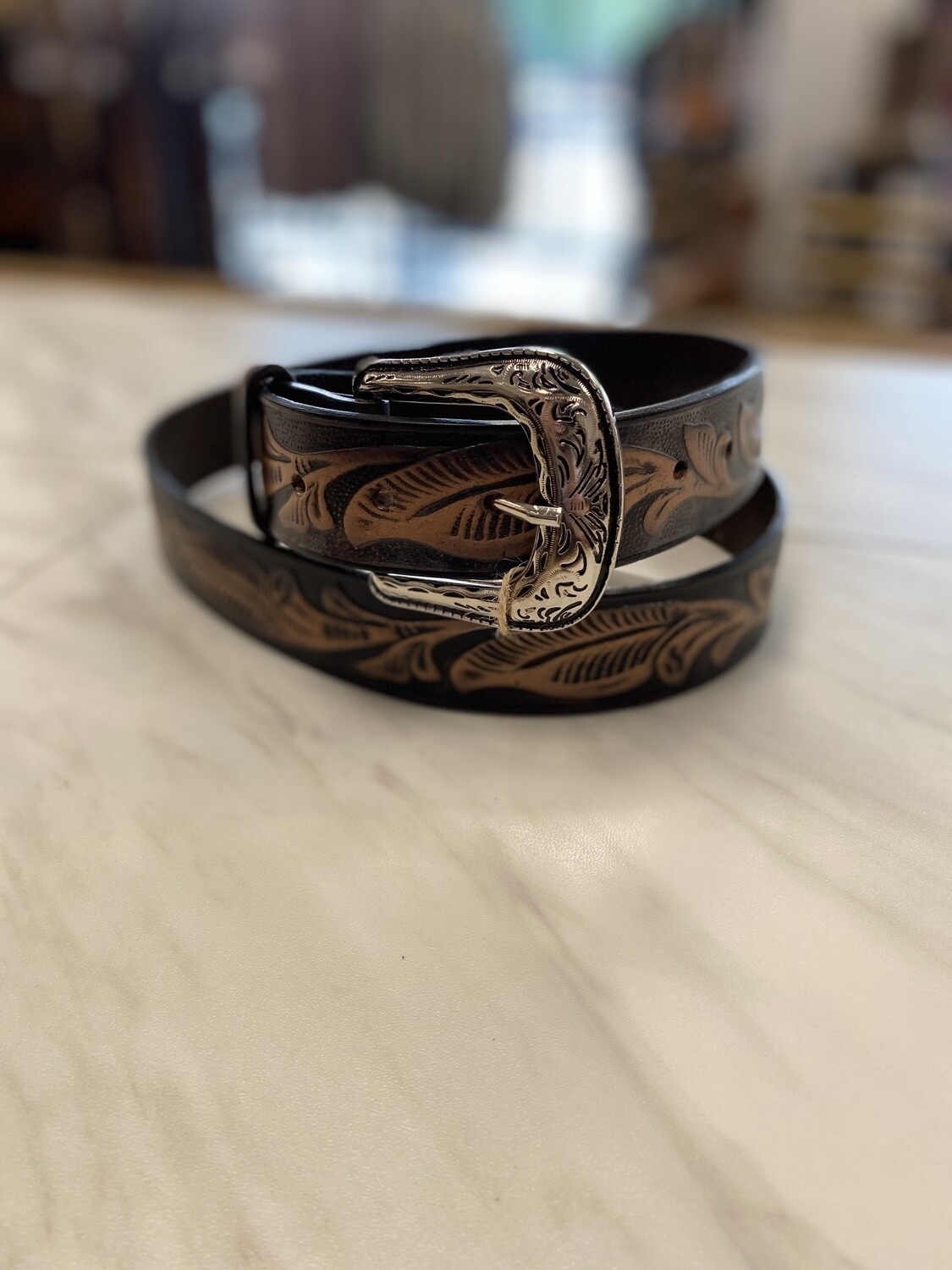 TOOLED LEATHER BELT