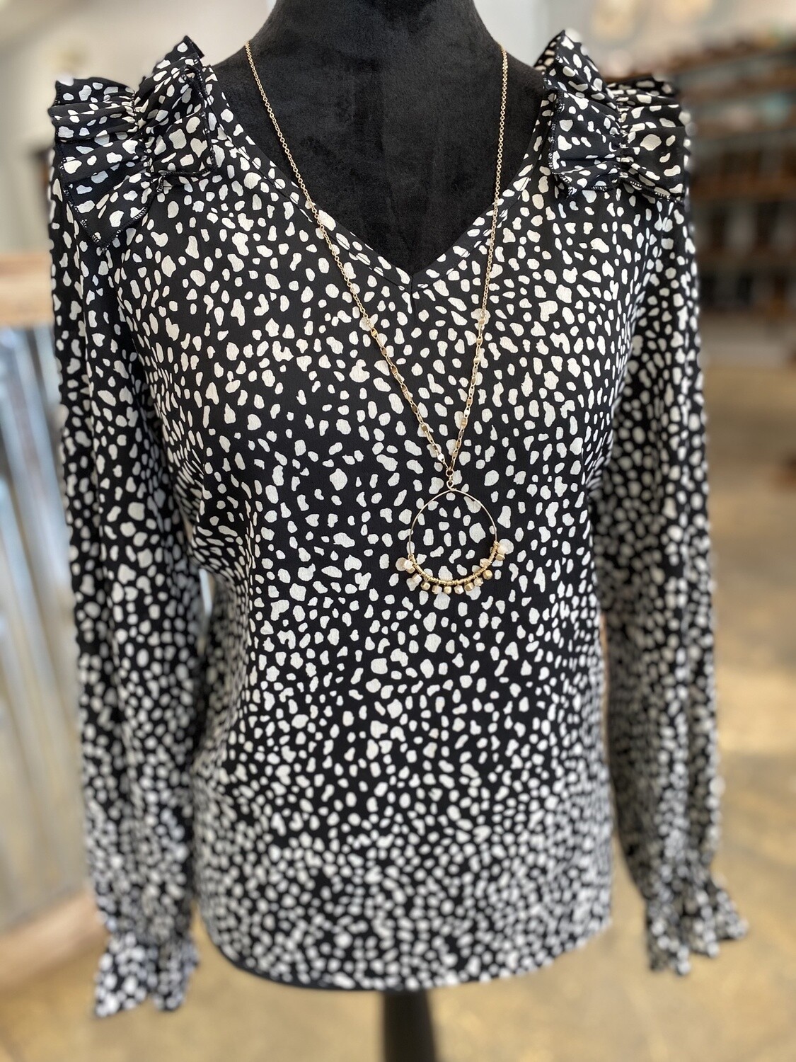 CUTE DOTTED LONG SLEEVE
