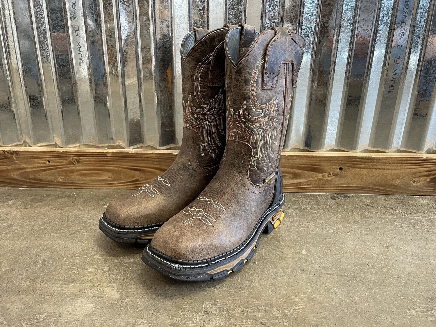 ALAZAN WORK BOOTS