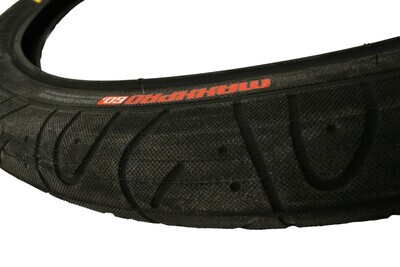 26" Hookworm Tire