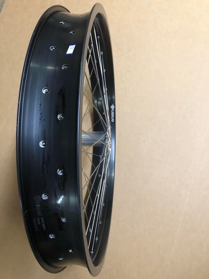 Fat Rear Wheel with 1/4" AND 1/8" Keyways