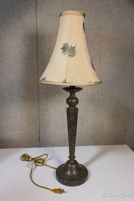 Vintage-Style Table Lamp