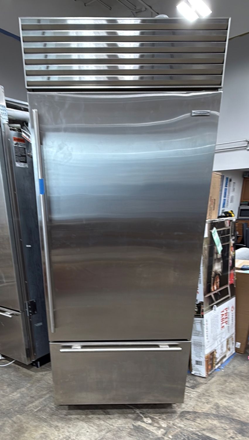 Sub-Zero 36-inch refrigerator/freezer combo in stainless steel finish 6.26.26s