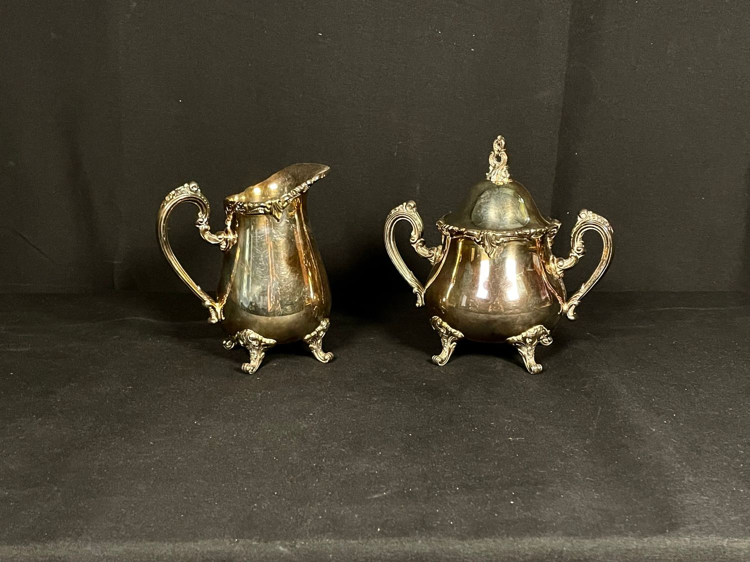Reed &amp; Barton "El Greco" Collection, Silver Creamer and Sugar Bowl with Lid
