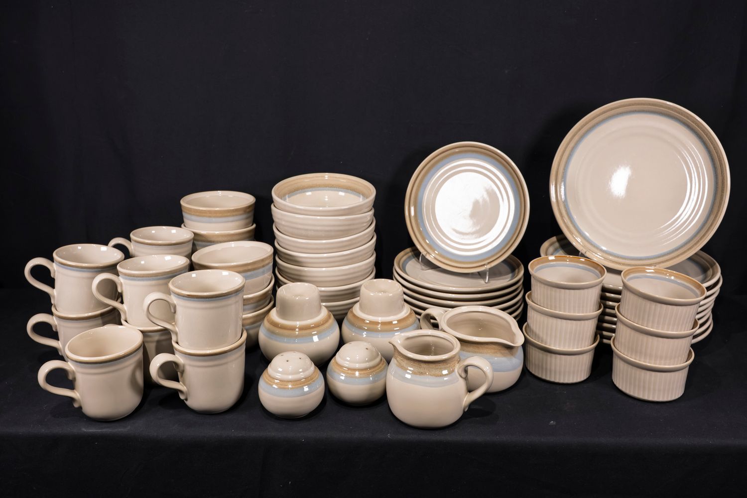 Noritake Stoneware 60 Pc Set - Painted Desert