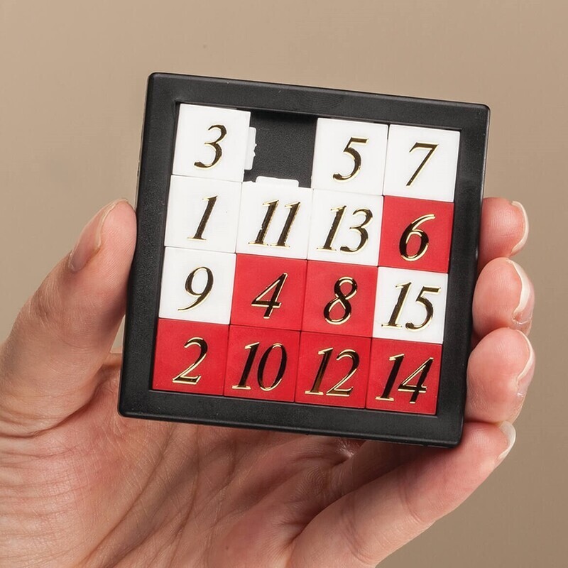 Sliding Fifteen Puzzle