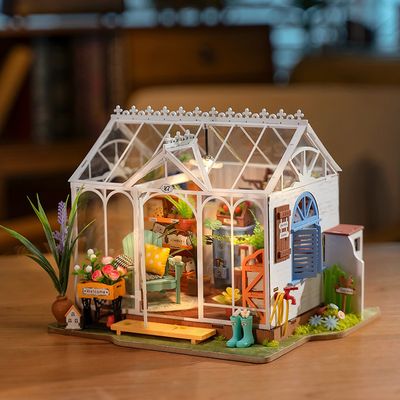 DIY Miniatures Dreamy Garden House
