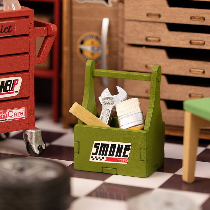 DIY Miniatures Garage Workshop