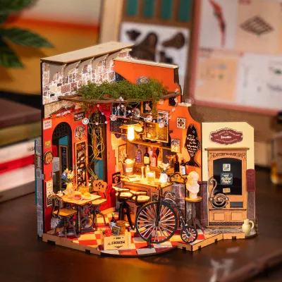 DIY Miniatures Cheers Bar &amp; Dining