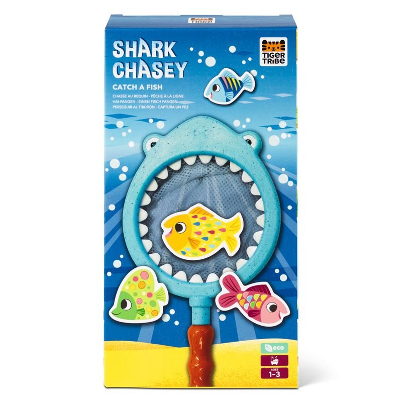 Shark Chasey Catch a Fish