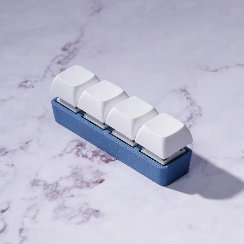 Fidget Keyboard 4 Key SILENT White_Blue