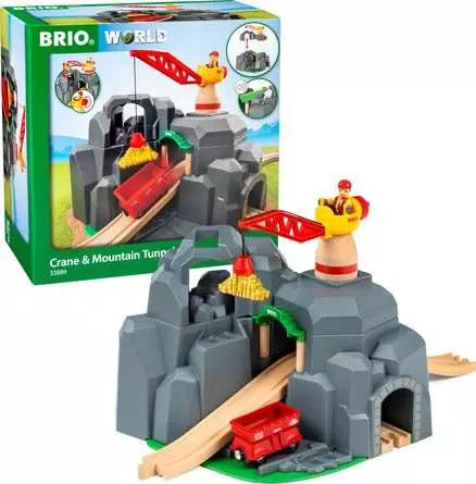 Brio Crane &amp; Mountain Tunnel
